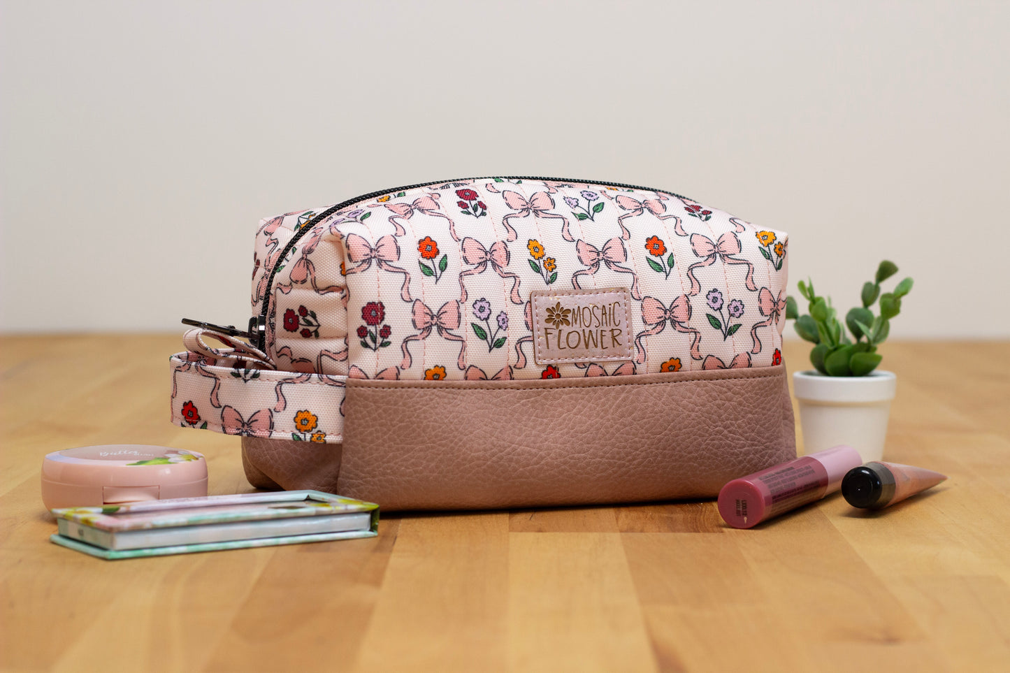 Makeup Bag Medium: Quilted Canvas/Vinyl Sweet Fall