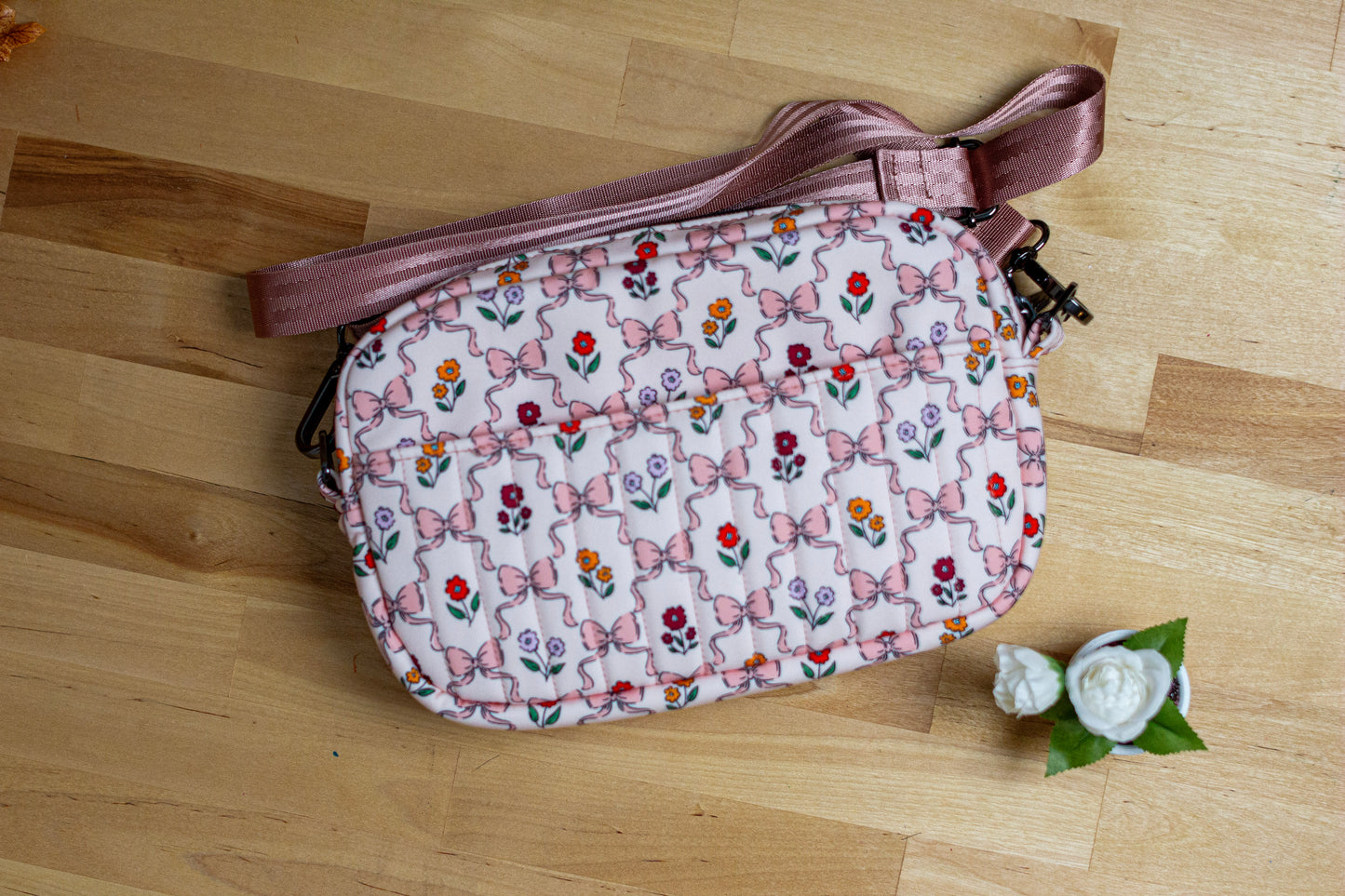 Belle Crossbody Bag: Sweet Fall