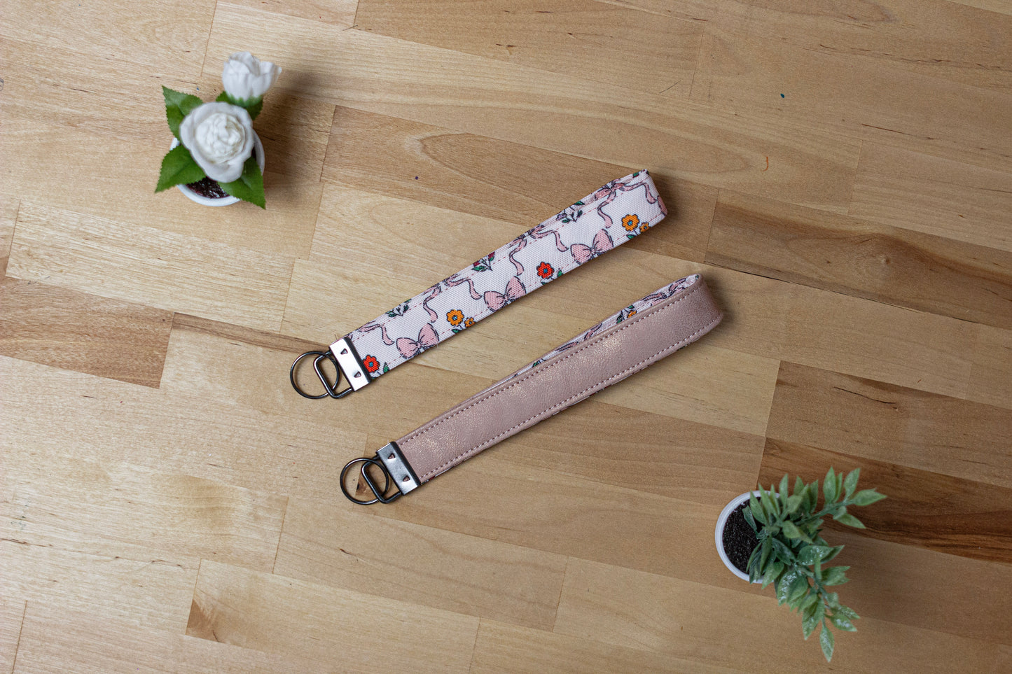 Key Fob Wristlet Strap: Sweet Fall