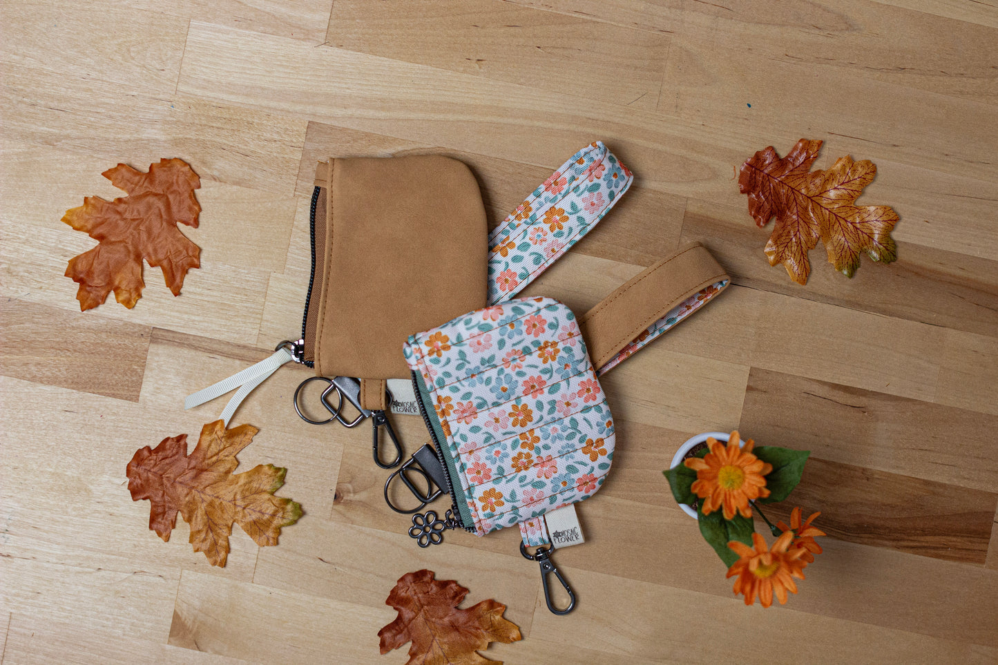 Key Fob Wristlet Strap: Fall Floral