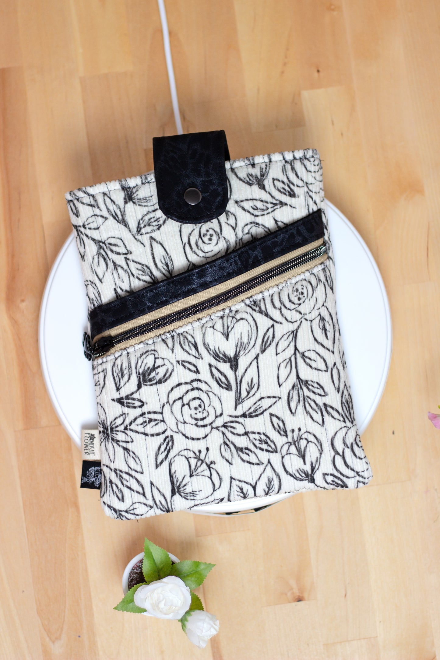 Book Sleeve: Inked Rose Spring Corduroy