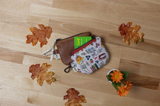 Card Pouch: Cozy Fall Books